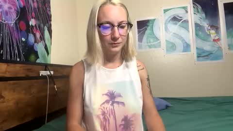 sexylexie93 online show from 10/15/25, 01:28