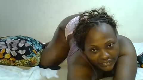 Snapshot of sexylinaa_ chatting on 02/10/25, 12:50 Sexylina online show from 02/10/25, 12:50