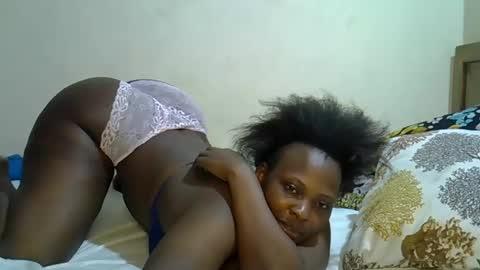 Snapshot of sexylinaa_ chatting on 02/21/25, 07:21 Sexylina online show from 02/21/25, 07:21