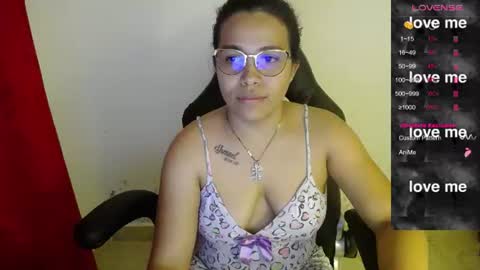 sexyloba  independent model online show from 06/17/26, 01:08