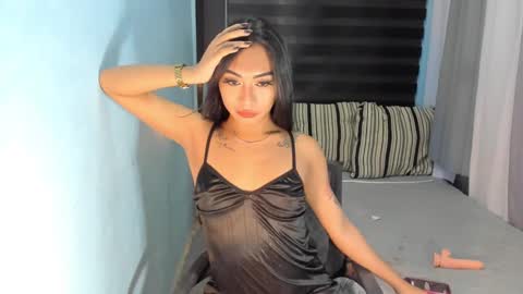 maxine online show from 01/03/25, 06:35