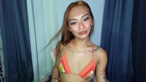 maxine online show from 02/04/25, 07:00