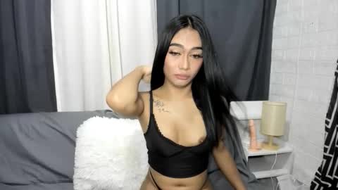 maxine online show from 09/12/25, 09:26