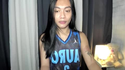 maxine online show from 11/02/25, 04:20