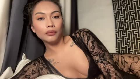 Snapshot of sexylovesappira chatting on 05/17/26, 07:21 maxine online show from 05/17/26, 07:21