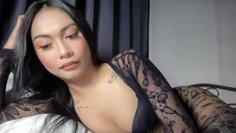Snapshot of sexylovesappira chatting on 06/03/26, 03:06 maxine online show from 06/03/26, 03:06