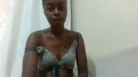 Snapshot of sexylydiah chatting on 06/13/26, 03:37 sexylydiah online show from 06/13/26, 03:37