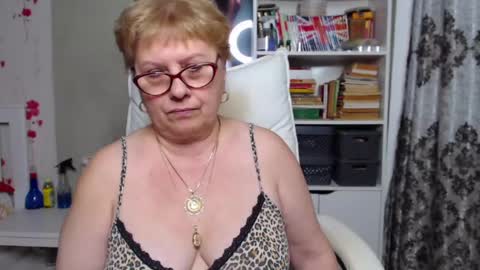 sexylynette4u online show from 12/05/24, 11:38