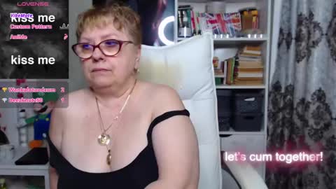 sexylynette4u online show from 01/24/25, 08:13