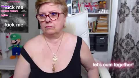 sexylynette4u online show from 02/20/25, 10:48