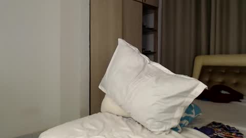 Snapshot of sexymia06 chatting on 01/25/25, 10:07 Melina online show from 01/25/25, 10:07