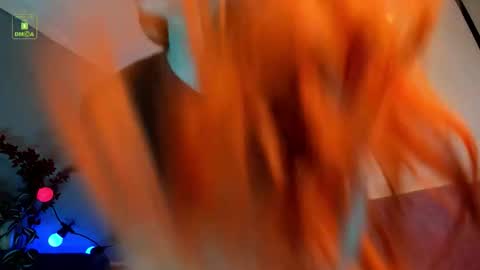 Snapshot of sexymiatrans chatting on 09/25/25, 04:43 Sexy online show from 09/25/25, 04:43