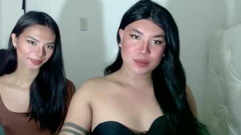 Snapshot of sexymika_xoxo chatting on 10/18/25, 07:31 Mika online show from 10/18/25, 07:31