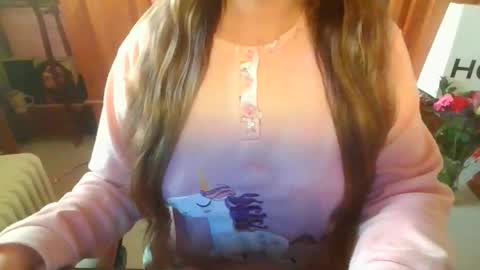 Snapshot of sexymisss24 chatting on 02/17/26, 04:35 sexymisss24 online show from 02/17/26, 04:35