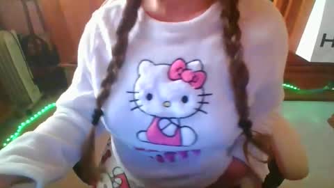 Snapshot of sexymisss24 chatting on 02/23/26, 04:37 sexymisss24 online show from 02/23/26, 04:37