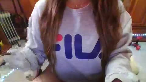 Snapshot of sexymisss24 chatting on 05/22/26, 10:10 sexymisss24 online show from 05/22/26, 10:10