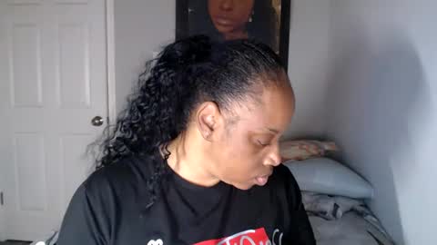 SexyMona online show from 09/17/25, 02:02