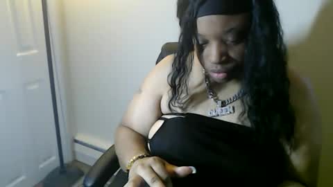 Snapshot of sexymona1218 chatting on 02/20/26, 02:17 SexyMona online show from 02/20/26, 02:17