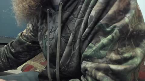 Snapshot of sexymountainman420 chatting on 10/25/25, 07:30 Sexymountainman420 online show from 10/25/25, 07:30