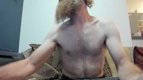 Snapshot of sexymountainman420 chatting on 11/15/25, 05:16 Sexymountainman420 online show from 11/15/25, 05:16