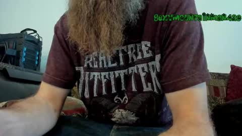 Snapshot of sexymountainman420 chatting on 03/13/26, 07:09 Sexymountainman420 online show from 03/13/26, 07:09