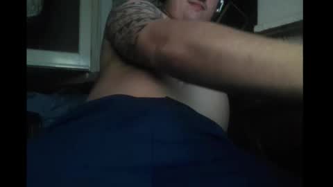 Snapshot of sexymr94 chatting on 11/29/25, 02:47 In the night in South America online show from 11/29/25, 02:47