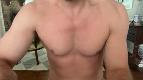 Snapshot of sexymug124124 chatting on 05/20/26, 03:18 sexymug124124 online show from 05/20/26, 03:18