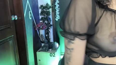 N A F online show from 10/24/25, 07:54