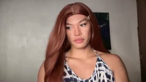 Snapshot of sexynakedweapon chatting on 05/25/26, 12:11 LIEZEL online show from 05/25/26, 12:11