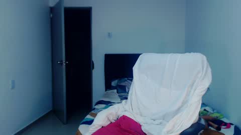 Natalia Duran online show from 12/28/24, 05:12