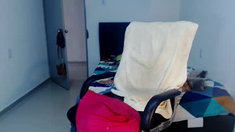 Natalia Duran online show from 02/27/25, 09:04