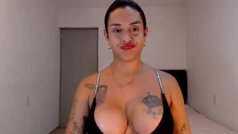 Natalia Duran online show from 06/08/26, 08:20