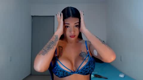 Natalia Duran online show from 07/02/26, 09:21