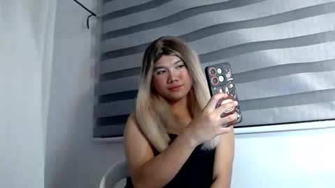 Natalia3 online show from 10/23/25, 11:09