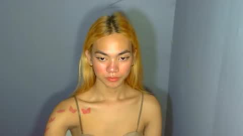 Snapshot of sexynaughty_gersan chatting on 12/15/25, 05:28 GERSAN online show from 12/15/25, 05:28