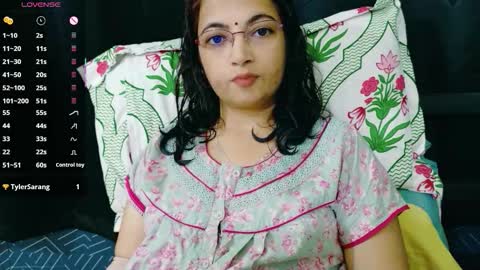 Snapshot of sexyniharika chatting on 12/19/25, 06:20 Niharika online show from 12/19/25, 06:20