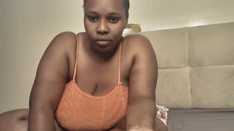 Snapshot of sexynina25 chatting on 10/11/25, 06:50 nina online show from 10/11/25, 06:50