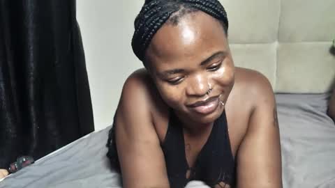 Snapshot of sexynina25 chatting on 10/30/25, 11:05 nina online show from 10/30/25, 11:05