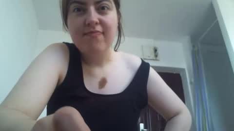 Snapshot of sexynyu18 chatting on 04/18/26, 06:50 Alex online show from 04/18/26, 06:50