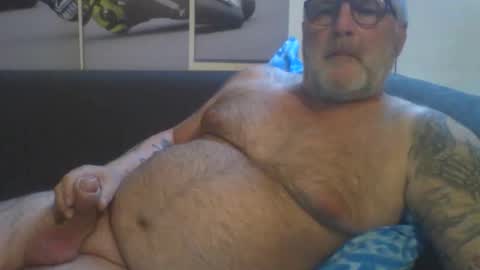 Snapshot of sexypaa chatting on 03/05/26, 10:06 sexypaa online show from 03/05/26, 10:06