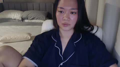 sexypenguin13 online show from 12/13/24, 11:34