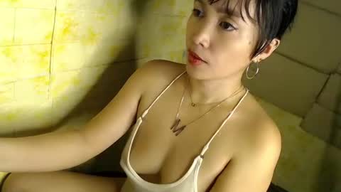 Snapshot of sexypinaymiya chatting on 03/03/25, 07:54 Miyah online show from 03/03/25, 07:54