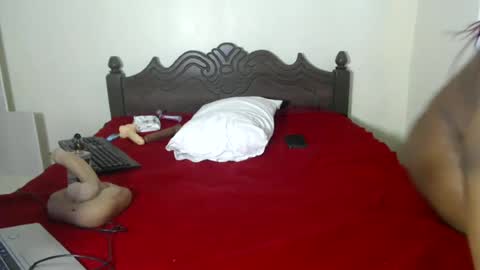 Snapshot of sexypwincy chatting on 06/23/26, 06:33 sexypwincy online show from 06/23/26, 06:33