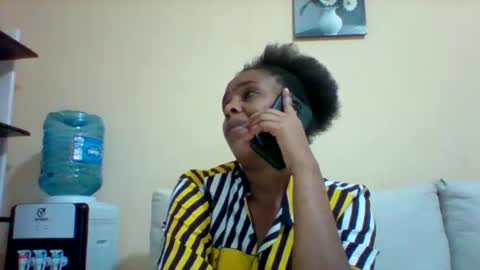 DOVY ACHIENG online show from 12/20/24, 06:45