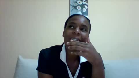DOVY ACHIENG online show from 01/20/25, 03:50