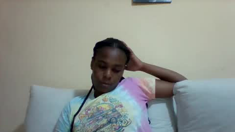 DOVY ACHIENG online show from 01/24/25, 06:14