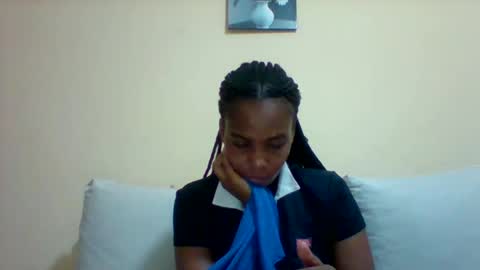 DOVY ACHIENG online show from 02/04/25, 06:49