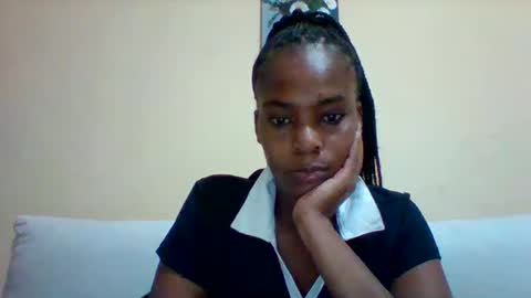 DOVY ACHIENG online show from 02/18/25, 10:36