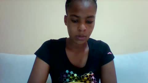 DOVY ACHIENG online show from 02/20/25, 09:22