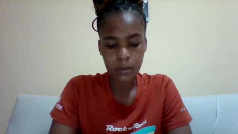 DOVY ACHIENG online show from 02/26/25, 11:20